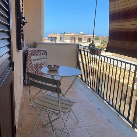Apartmán A Casa Di Loretta Terrasini Exteriér fotografie