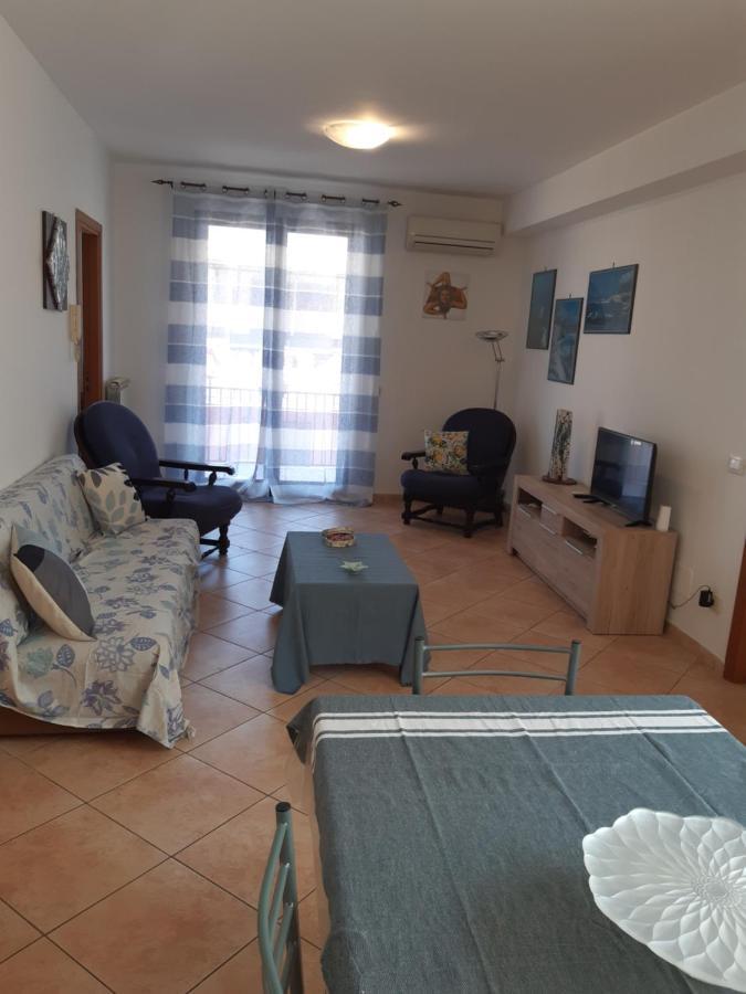 Apartmán A Casa Di Loretta Terrasini Exteriér fotografie