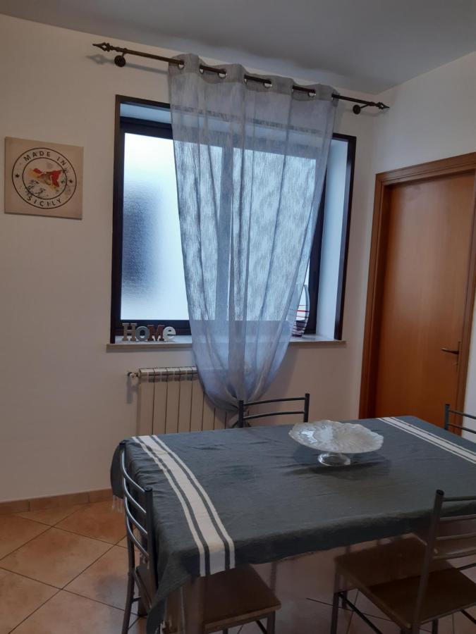 Apartmán A Casa Di Loretta Terrasini Exteriér fotografie